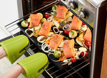 Load image into Gallery viewer, Lekue Non-Spill Baking Sheet