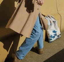 Load image into Gallery viewer, LOQI Katsushika Hokusai The Great Wave Recycled Bag