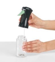 Load image into Gallery viewer, Lekue Oil Sprayer