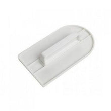 Load image into Gallery viewer, PME Straight Edge Smoother With Handle