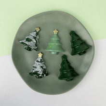 Load image into Gallery viewer, Cake Supplies Chocolate Mould - Christmas Tree