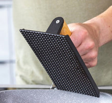 Load image into Gallery viewer, MasterClass Cast Iron Grill Press with Wooden Handle