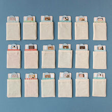 Load image into Gallery viewer, Londji Good Night Game