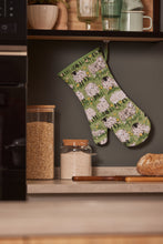 Load image into Gallery viewer, Ulster Weavers Gauntlet - Woolly Sheep