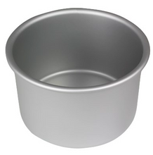 Load image into Gallery viewer, PME Round Cake Pan - 6" x 4"