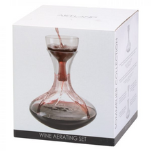 Load image into Gallery viewer, Sommelier Red Wine Carafe with Aerator