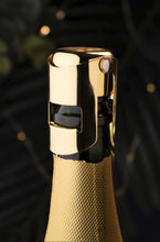 Load image into Gallery viewer, Taproom Gold-Coloured Champagne &amp; Sparkling Wine Bottle Stopper
