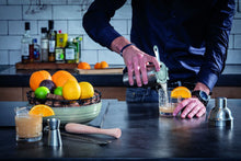 Load image into Gallery viewer, Leopold Vienna Bar Set - 700ml Shaker, 7 Piece
