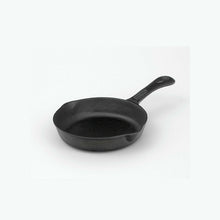 Load image into Gallery viewer, Victor Cast Iron Skillet - 6.5"