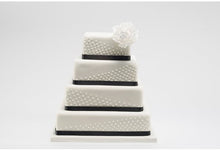 Load image into Gallery viewer, MasterClass Non-Stick Deep Loose Base Cake Pan - Square 9"