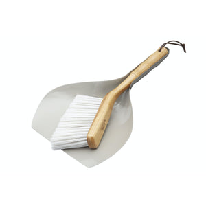 Living Nostalgia Dustpan and Brush