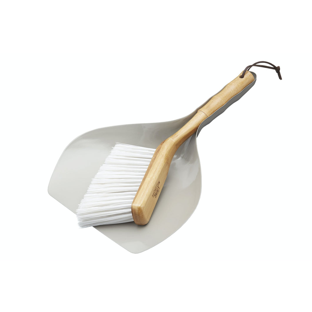 Living Nostalgia Dustpan and Brush