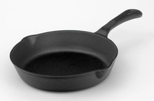 Load image into Gallery viewer, Victor Cast Iron Skillet - 10&quot;

