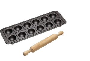 World of Flavours Italian Non-Stick Ravioli Mould Tray with Rolling Pin