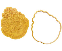 Load image into Gallery viewer, PME Cookie Cutter &amp; Embosser, Harry Potter Hogwarts Crest
