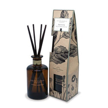 Load image into Gallery viewer, Celtic Candle Diffuser - Revive
