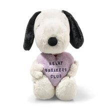 Load image into Gallery viewer, Steiff Snoopy Heartbreakers Club
