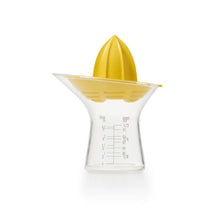 Load image into Gallery viewer, OXO Good Grips Small Citrus Squeezer

