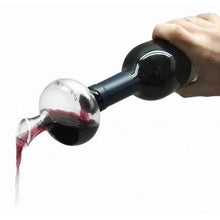 Load image into Gallery viewer, Vin Bouquet Decanter Pourer
