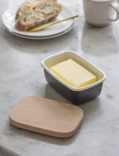 Load image into Gallery viewer, Garden Trading Enamel Butter Dish - Charcoal
