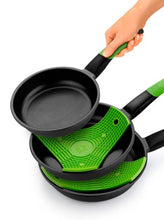 Load image into Gallery viewer, Bradesign 3 in 1 Multipurpose Silicone Pan Protector
