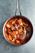 Load image into Gallery viewer, Jamie Oliver One Pan Book
