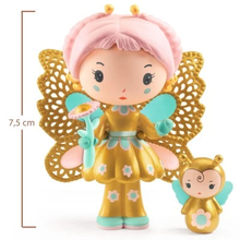 Load image into Gallery viewer, Djeco Hortense &amp; Fly Figure
