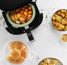Load image into Gallery viewer, Lekue Air Fryer Mould
