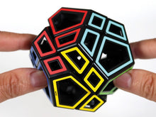 Load image into Gallery viewer, Hollow Skewb Ultimate Cube
