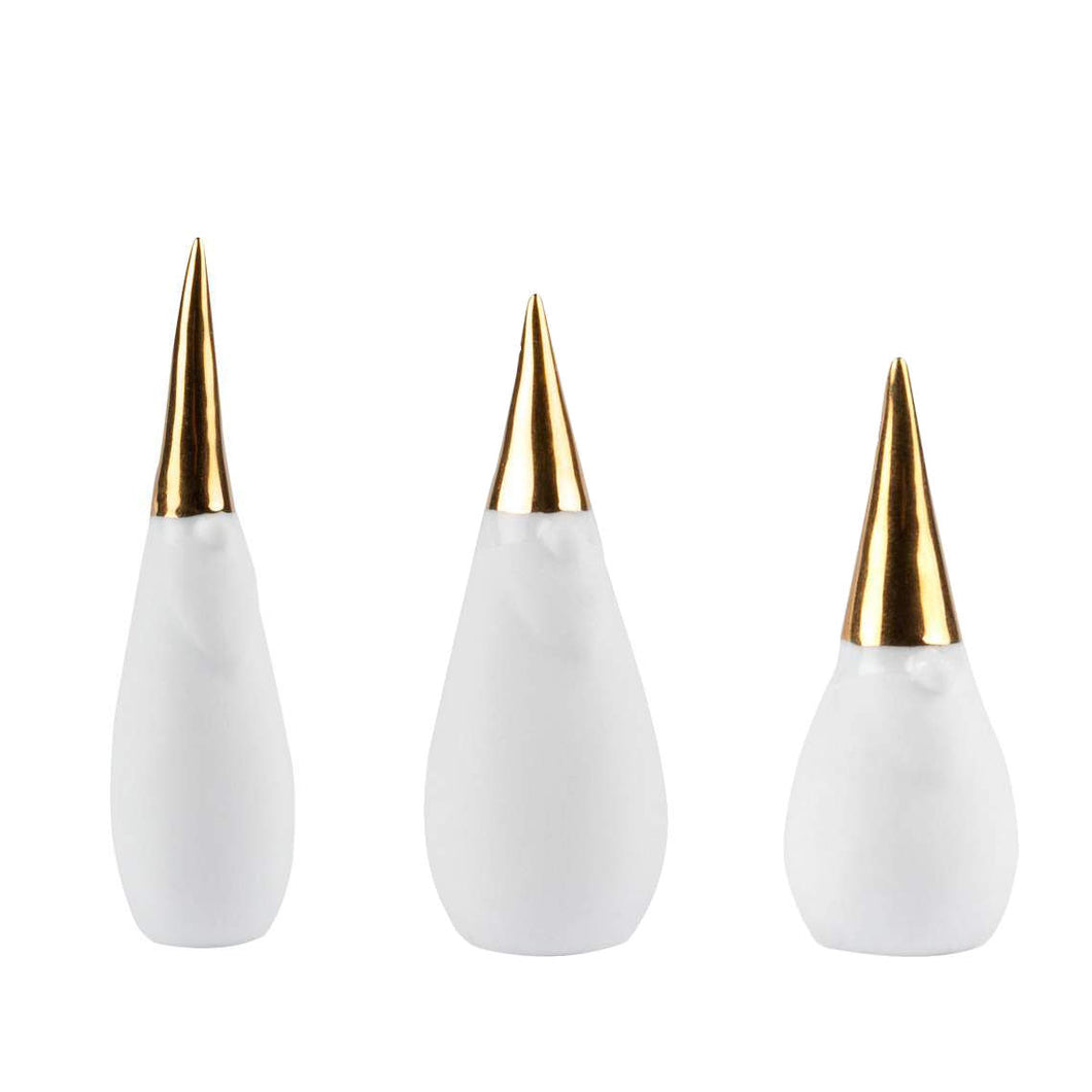 Porcelain figurine set
