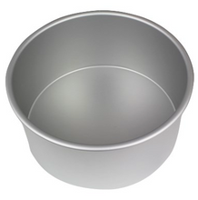 Load image into Gallery viewer, PME Round Cake Pan - 7&quot; x 4&quot;
