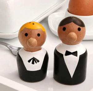 Kikkerland At Your Service Salt and Pepper Shaker