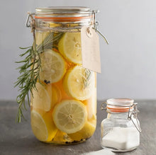 Load image into Gallery viewer, Kilner Clip Top Jar - Round, 3L
