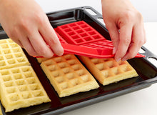 Load image into Gallery viewer, Lekue Silicone Waffle Mould - 2 Pieces
